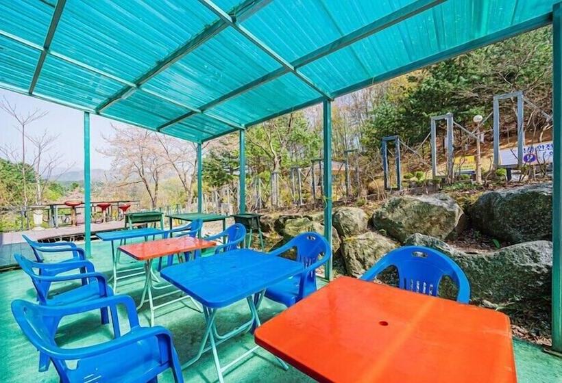 Pension (Hôtel basse catégorie) Gallery 774