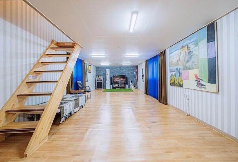 Pension (Hôtel basse catégorie) Gallery 774