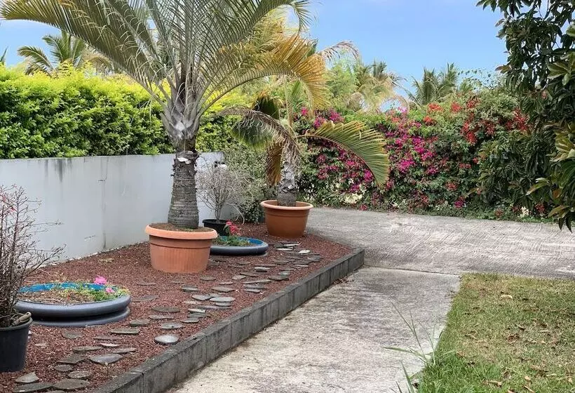 پانسیون Gîte Le Longane