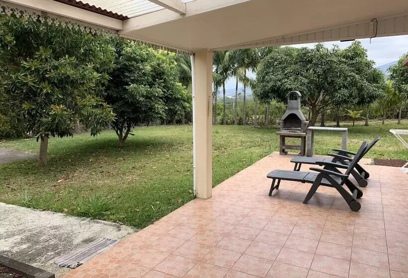 پانسیون Gîte Le Longane