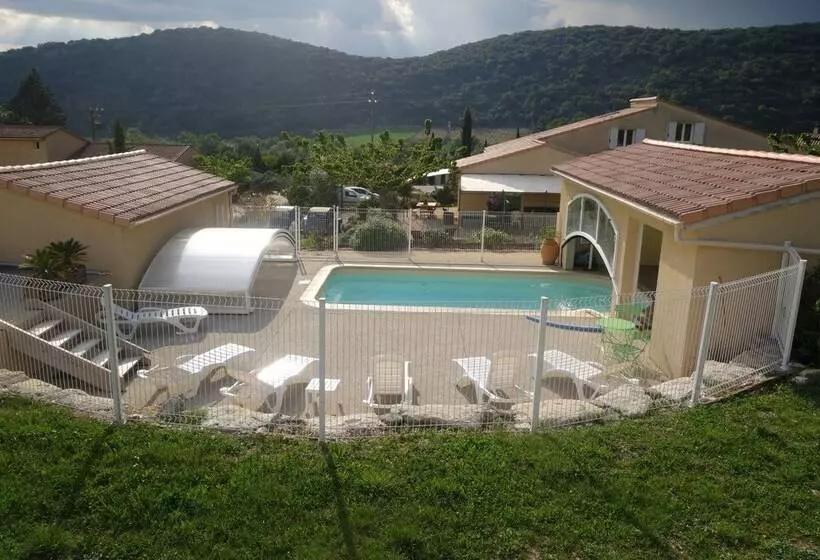 Majatalo Gîtes Du Combeau