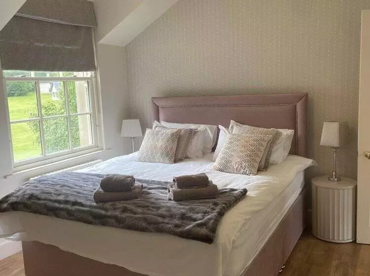 Majatalo The Gate Lodge