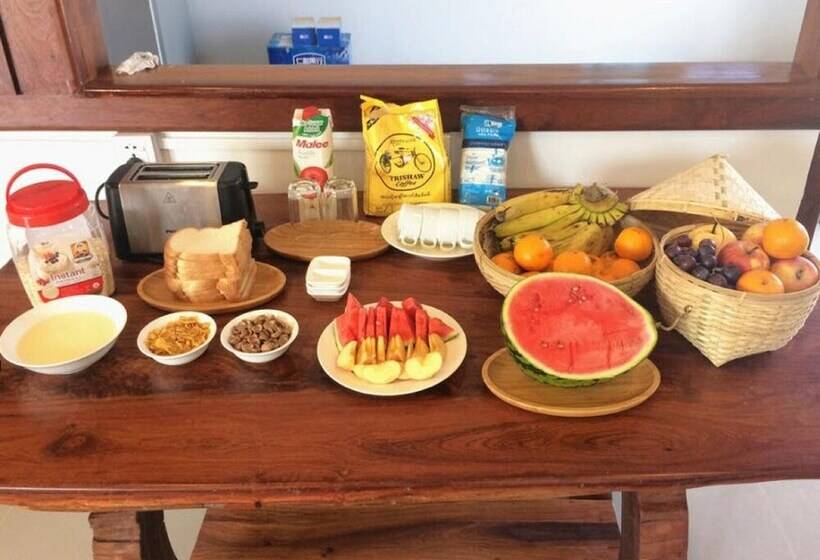 پانسیون The Lodge Ngwe Taung