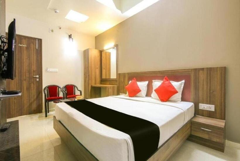 Pratap Iinternational By Shrigo Hotels
