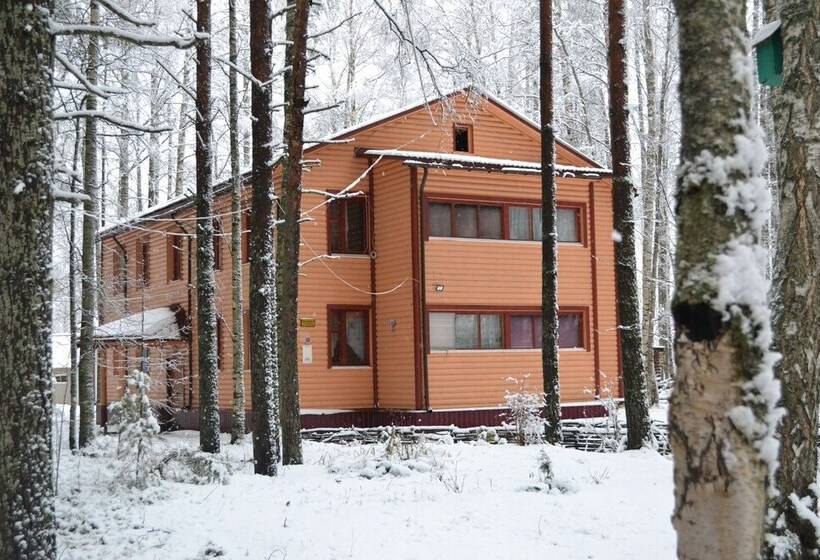 リゾートホテル Sandal Guest House