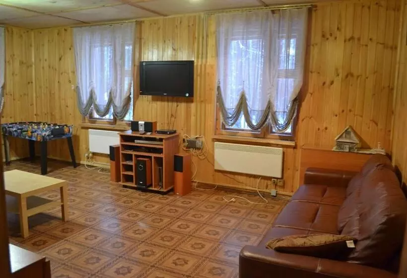 Lomakeskus Sandal Guest House