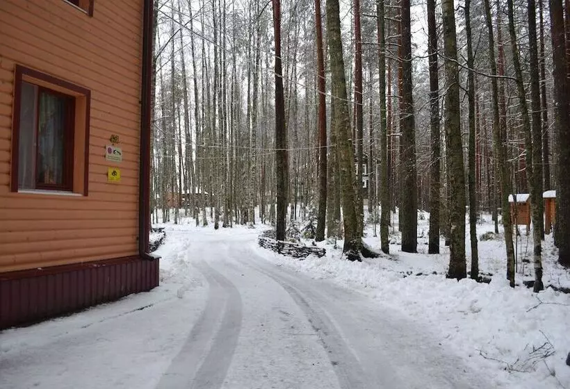 Lomakeskus Sandal Guest House