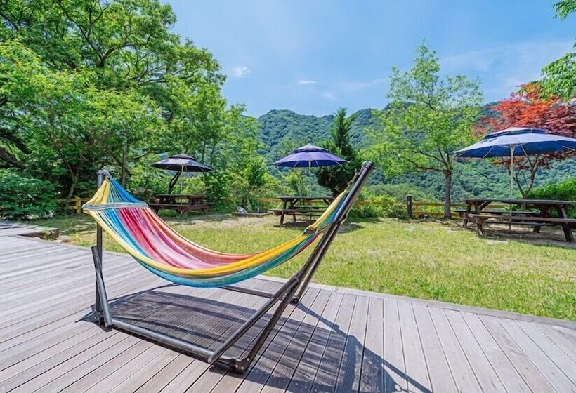 Youngwol Cloud Garden Pension