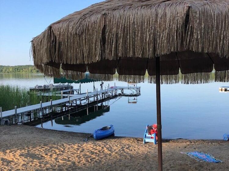 Blue Moon Resort And Motel