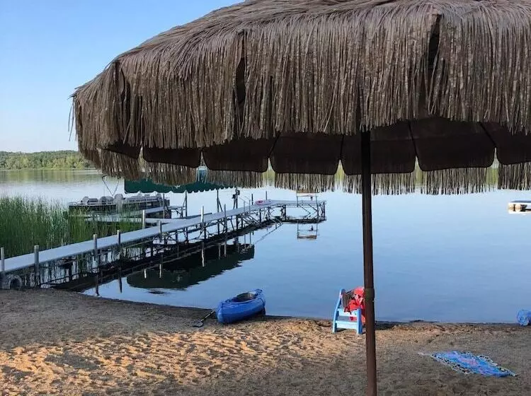 Blue Moon Resort And Motel