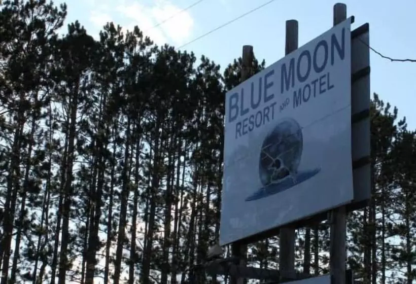 Blue Moon Resort And Motel