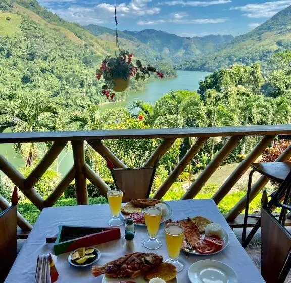 Ecohotel Campo Alegre