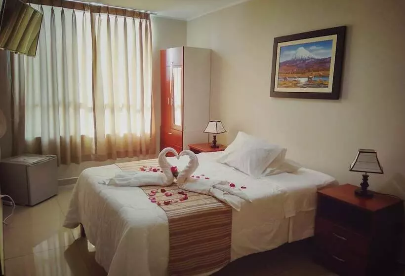 Hostal Piscomar Peru