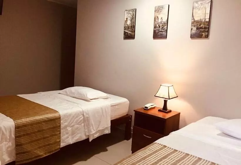 Hostal Piscomar Peru