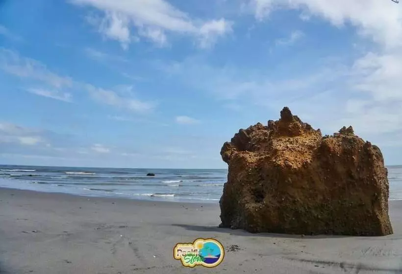 مسافرخانه Hostería Pacific Stone