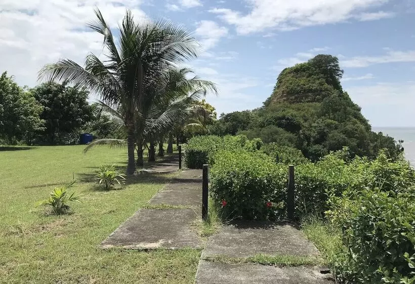 مسافرخانه Hostería Pacific Stone