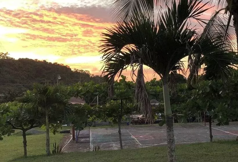 مسافرخانه Hostería Pacific Stone