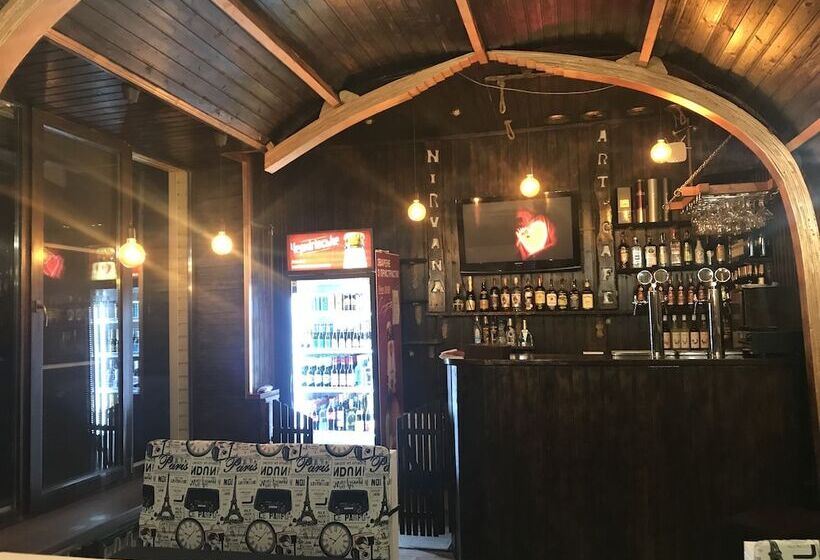 فندق 21 Business Club