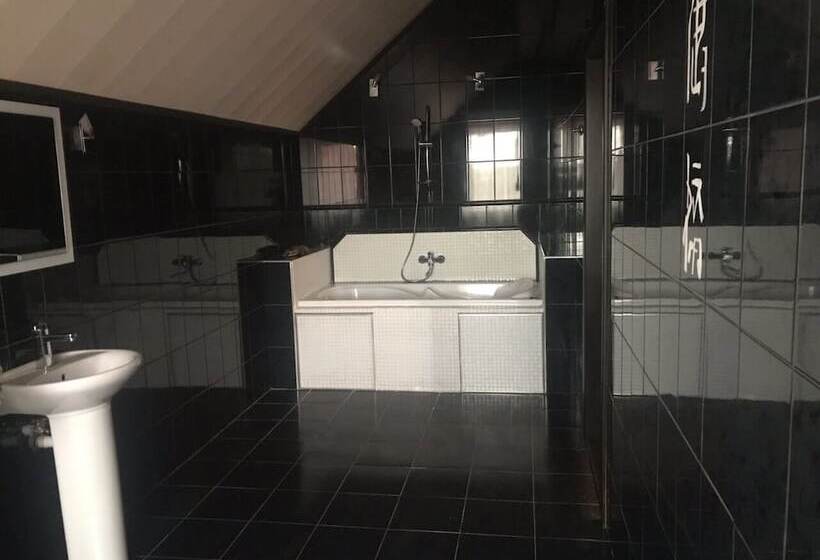 فندق 21 Business Club