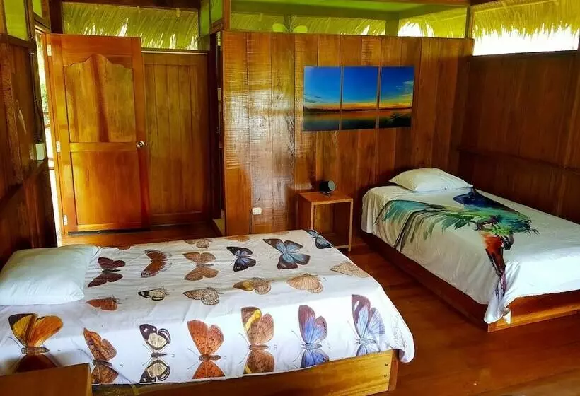 هتل Amazon Lodge Adventures
