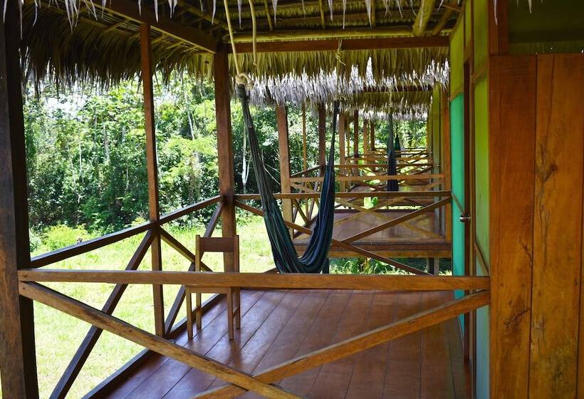 هتل Amazon Lodge Adventures