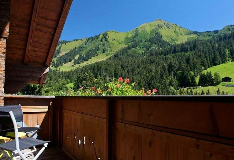 Отель Auberge De La Comballaz