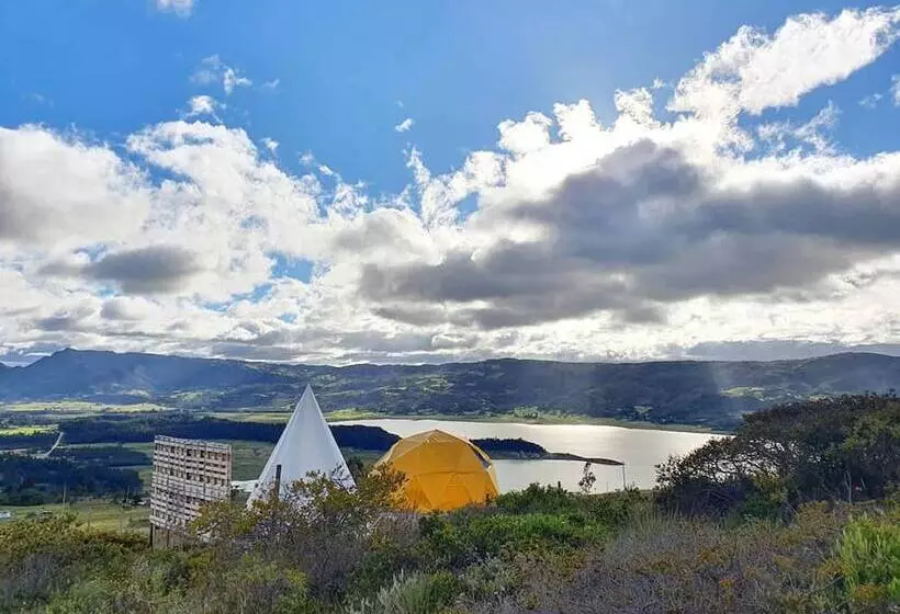 ホテル Bajo El Cielo Glamping
