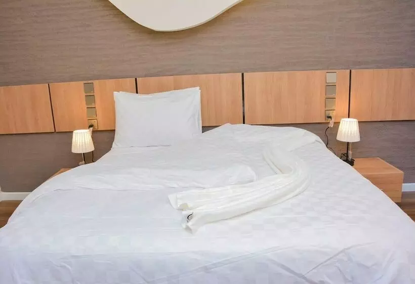 Cherry Hotels
