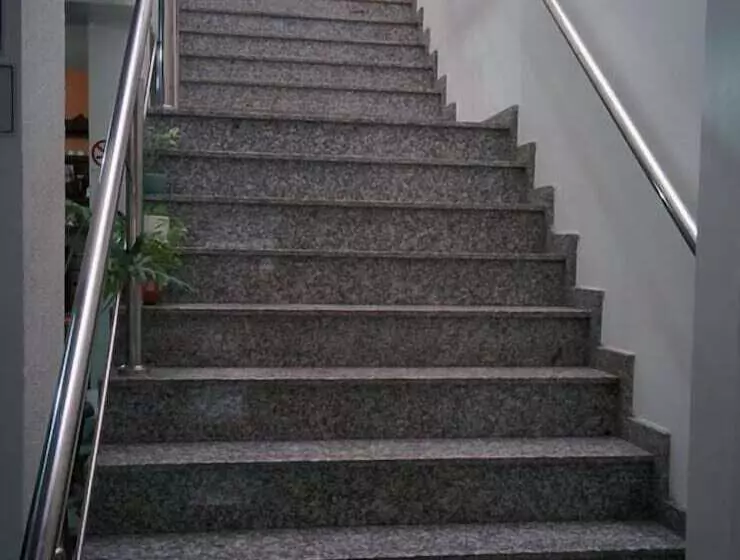 Hotelli E Restaurante Toraryca