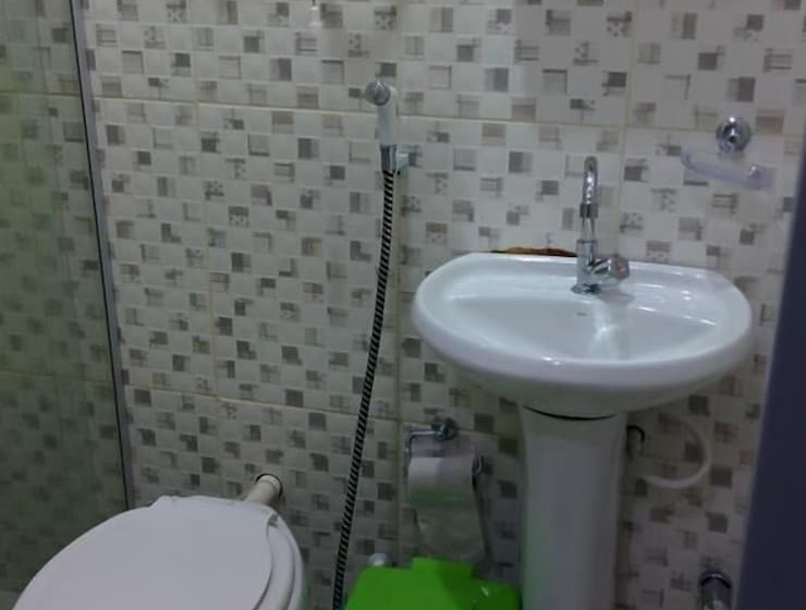 هتل E Restaurante Toraryca