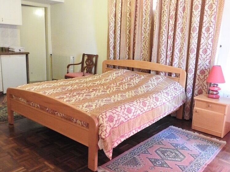 هتل Hôtel La Bastide Deir El Qamar