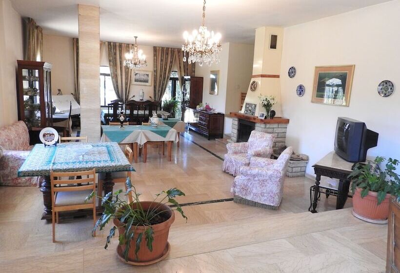 هتل Hôtel La Bastide Deir El Qamar