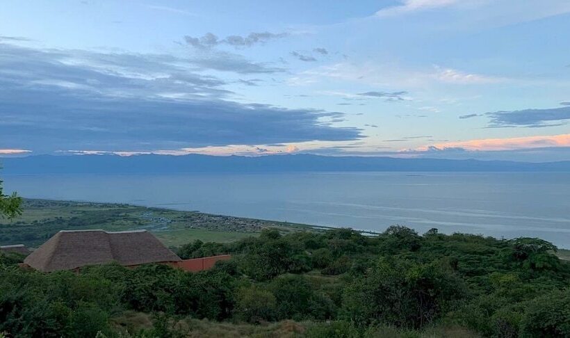 Hotelli Kikonko Lodge