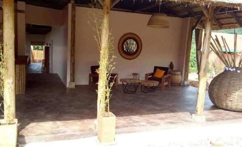 Hotelli Kikonko Lodge