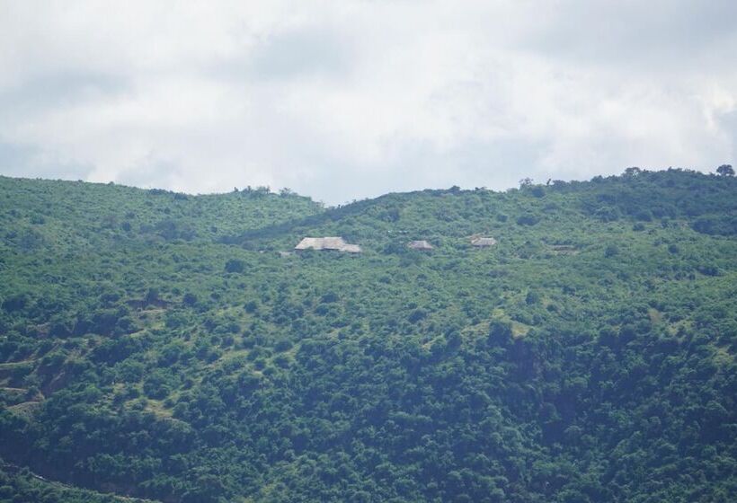 Hotelli Kikonko Lodge