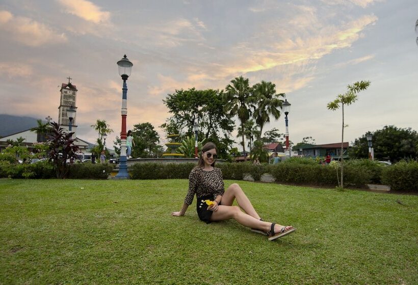 酒店 La Fortuna Lodge