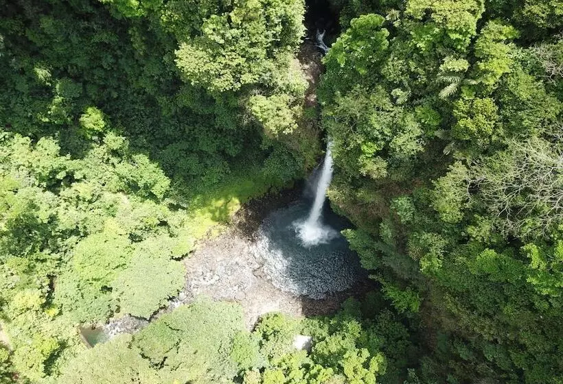هتل La Fortuna Lodge