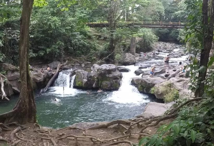 هتل La Fortuna Lodge