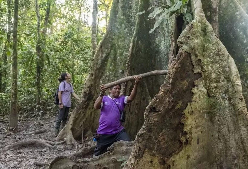 هتل Lupuna Jungle Tours And Expeditions