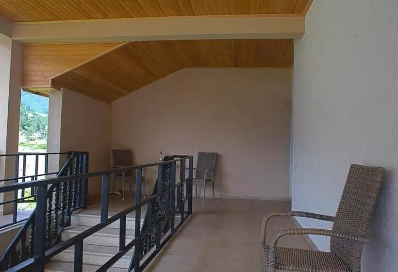 هتل Mestia Residence