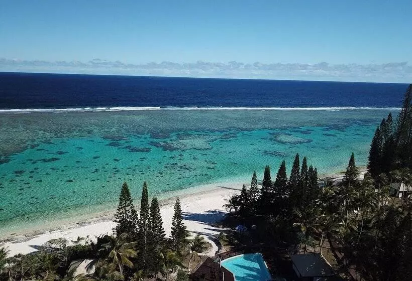 هتل Nengone Village