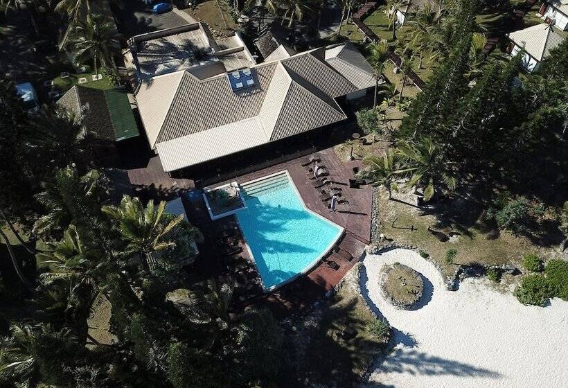 هتل Nengone Village