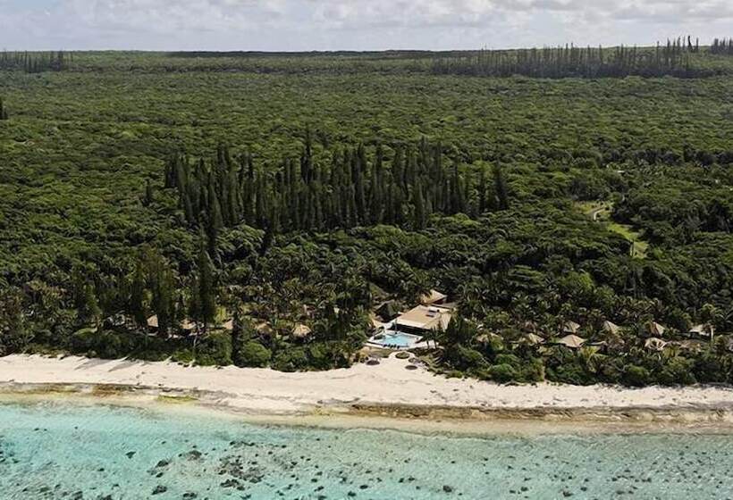 هتل Nengone Village