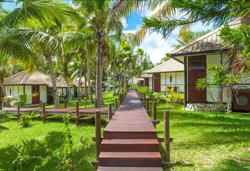 هتل Nengone Village