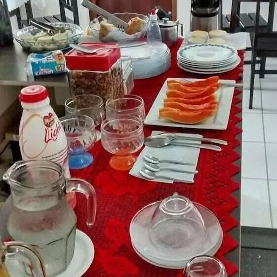 ホテル Pousada Lemos