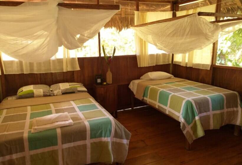 בית מלון כפרי Tres Chimbadas Lake Lodge