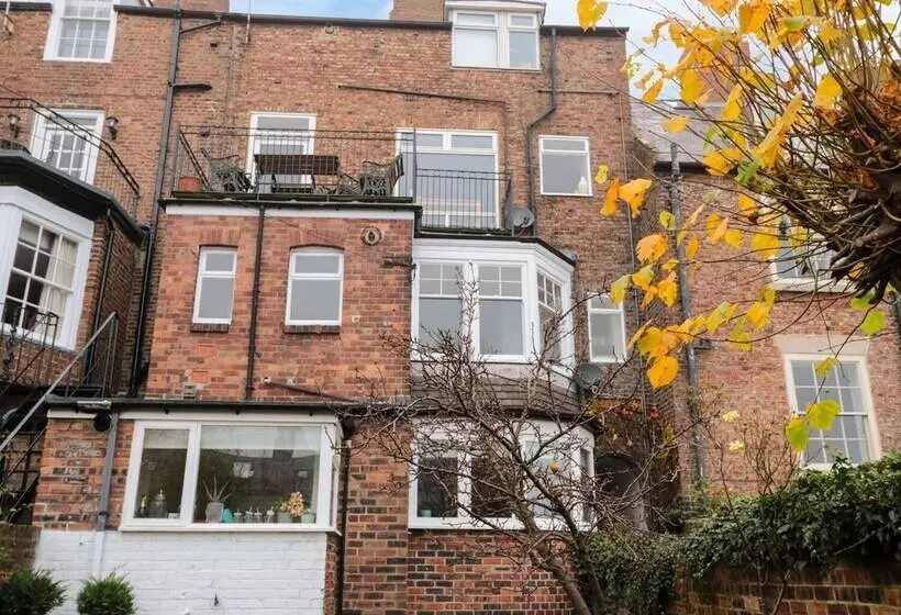 Lovatt House Apartment Tynemouth