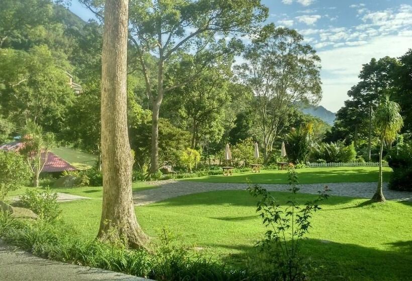 پانسیون Hemerocallis Country House