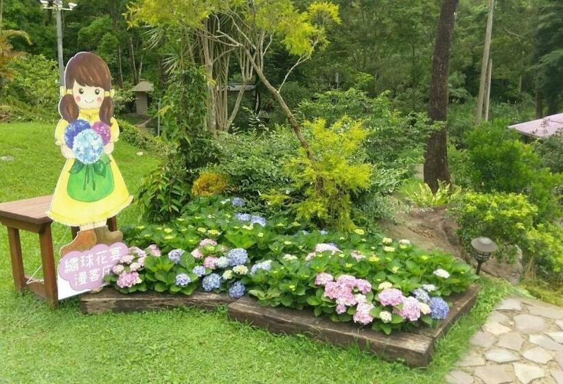 پانسیون Hemerocallis Country House