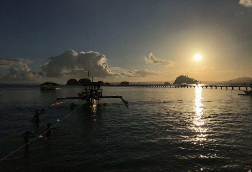 ペンション Oasis Resthouse